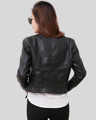City Sleek Women's Fitted Black Leather Jacket with Textured Sleeves 2